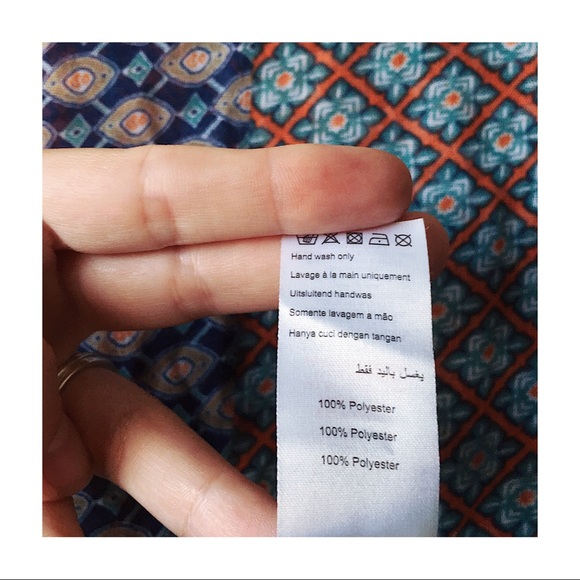 🎉Host Pick🎉 NWOT Multicolour Bohemian Shawl Scarf - Picture 4 of 5